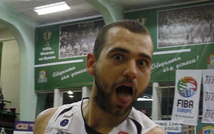 СНИМКИ: Отличен Балкан не даде шанс на румънци, изигра най-силния си мач досега