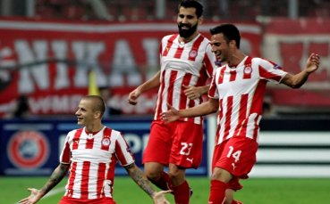 ВИДЕО: Олимпиакос последва ПСЖ към осминафиналите в ШЛ