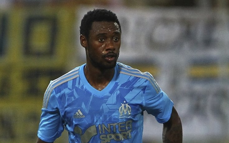 Бенитес иска двама нови защитници, набеляза първия