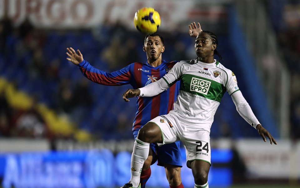 Кошмарът на Леванте спря на пет, обърна Елче за победа