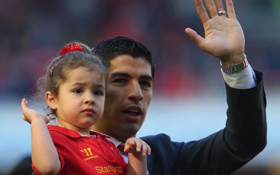 ВИДЕО: Другото лице на Луис Суарес