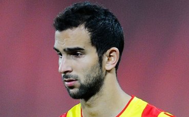 Барса започва спешни преговори с Монтоя