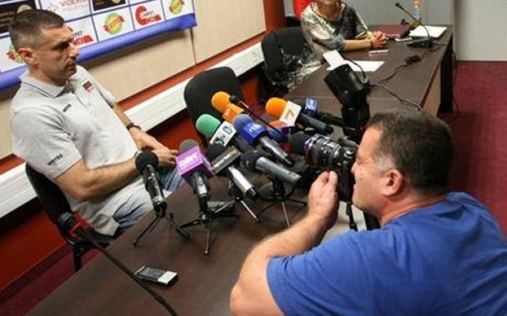 Фоторепортерът Свилен Станоев има нужда от нас, нека му помогнем!