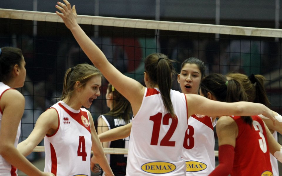 ЦСКА с чиста победа над Славия, Марица надигра Спартак