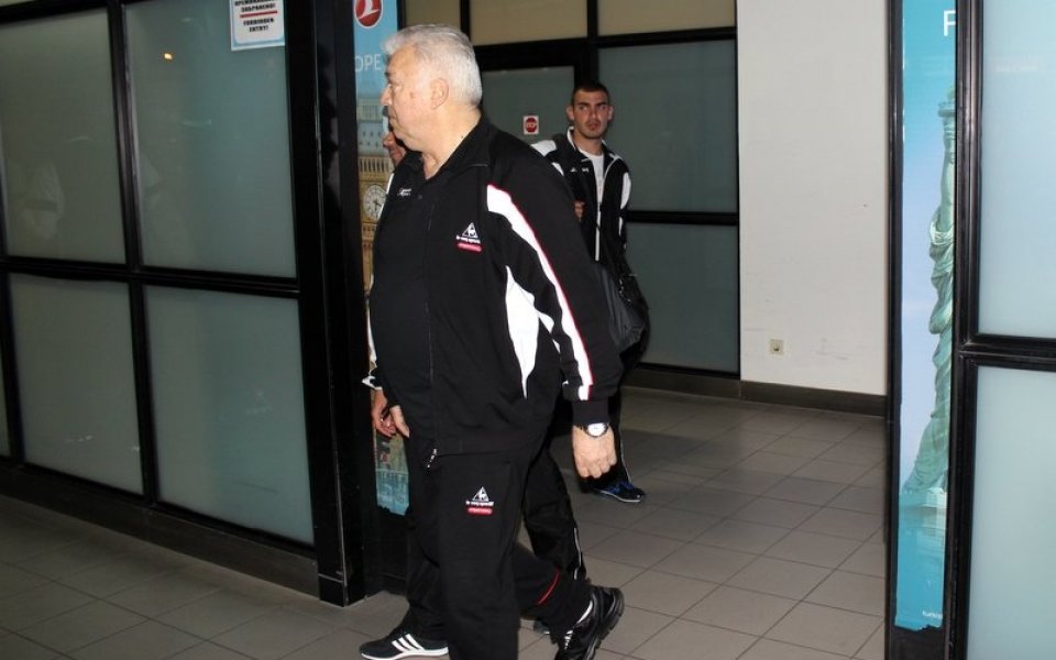 СНИМКИ: Локо Пд се завърна в добро настроение от Канарските острови