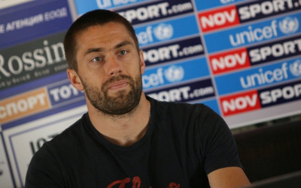 Левски взима поне още един защитник