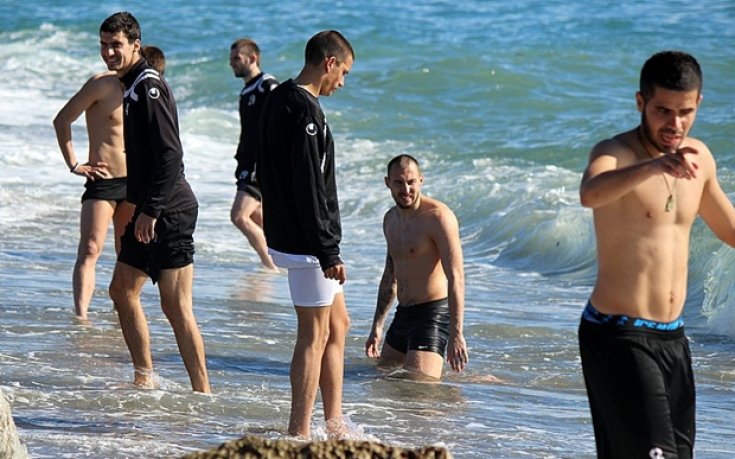 СНИМКИ: Локо Пд с тежка тренировка, ще има и втора за деня, Мендес само бяга