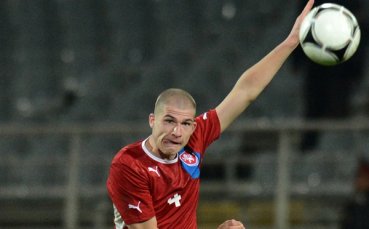 Чешкият защитник подписва с Левски утре, в неделя бе резерва за НЕК