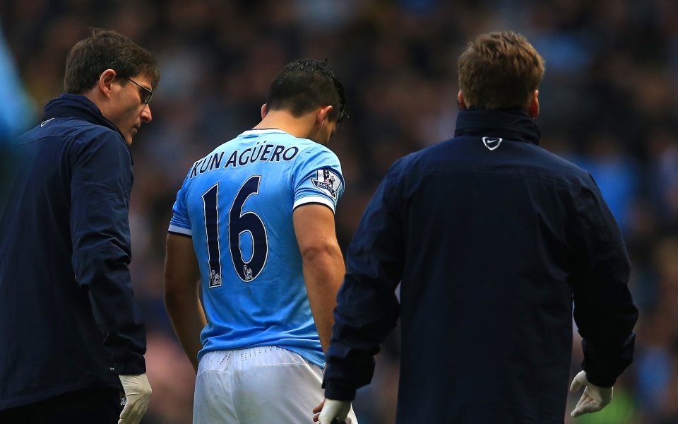 Агуеро аут за месец