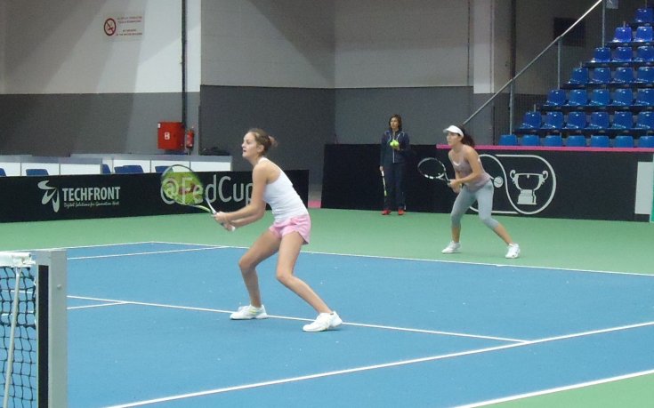 Елица и Изабелла стартират за България