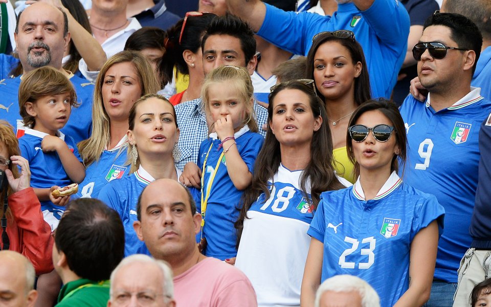Футболистите на Италия с половинките си в Бразилия