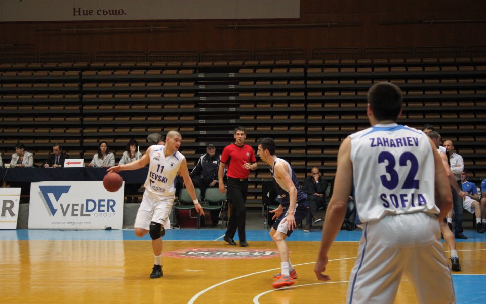 Левски вкара 103 точки на Черноморец