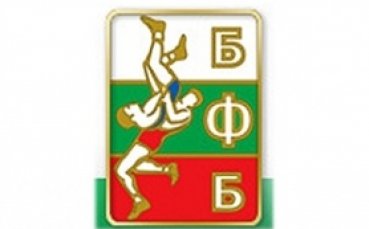 Великов среща Дубов твърде рано на 