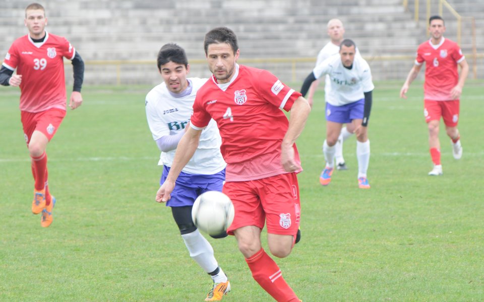 Хасково победи Етър с 3:1