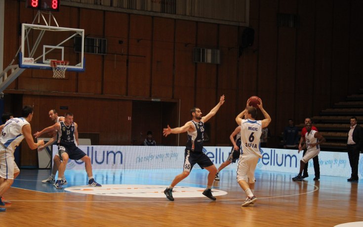 СНИМКИ: Левски се класира за полуфиналите след слаб отпор на Черноморец