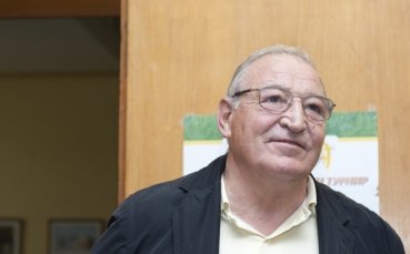 Димитър Пенев: Други хора ще ви говорят, аз наблюдавам мача