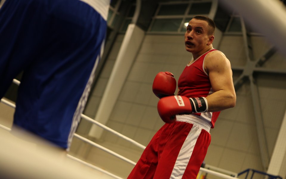 Радослав Панталеев стана поредният български полуфиналист в турнира по бокс