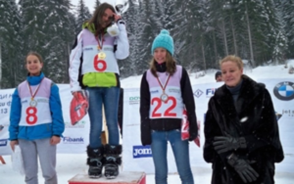 Костадинова открива Зимния Олимпийски фестивал