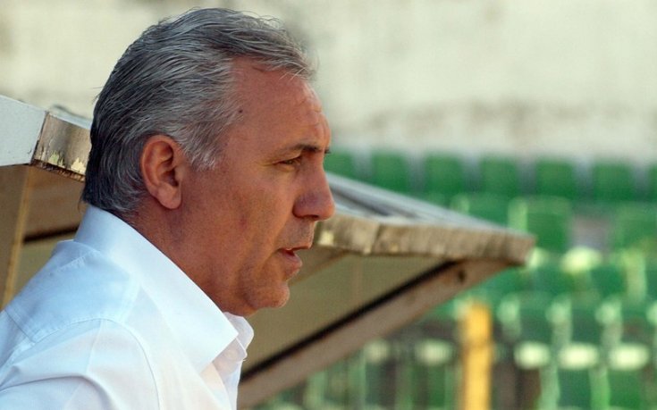 Стоичков защити Тата Мартино