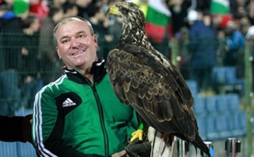 ВИДЕО: Орелът на Лудогорец пред дебют в А група, снима се в реклама