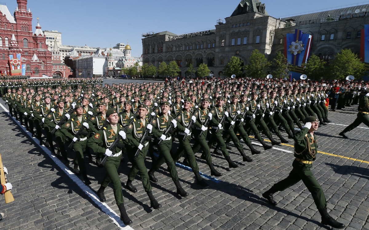 В Русия отбелязаха Деня на победата с традиционния военен парад