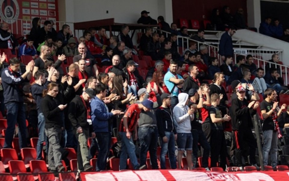 14 арестувани фенове след Славия - Локо София