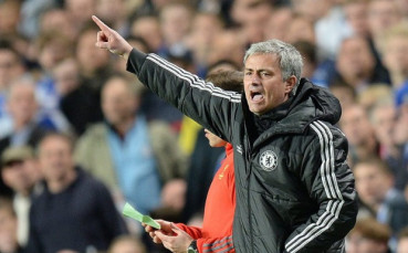 Феновете плащат глобата на Моу