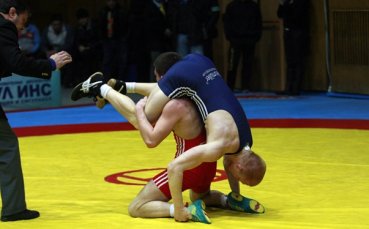 Андрей Атанасов ще се бори за бронзов медал на световното