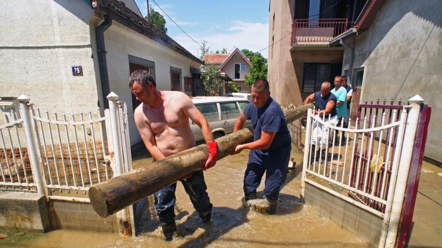 Буря предизвика ново бедствие в Сърбия