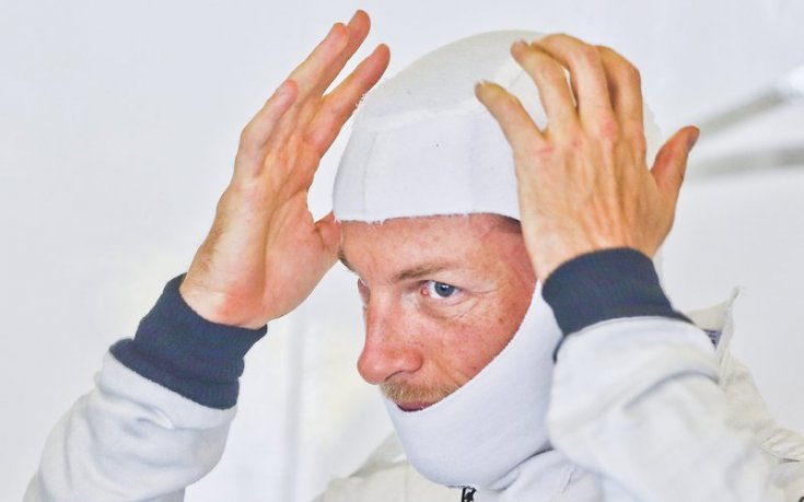 Бътън обнадежден от темповете в подобренията