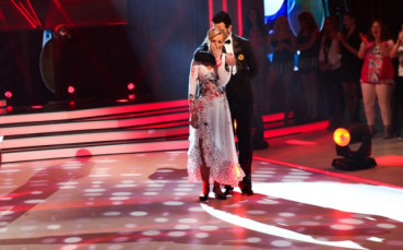 Албена Денкова е победителят в Dancing Stars 2014