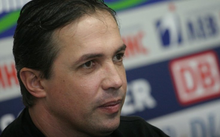Марек представи Велков, чака лиценз за елита