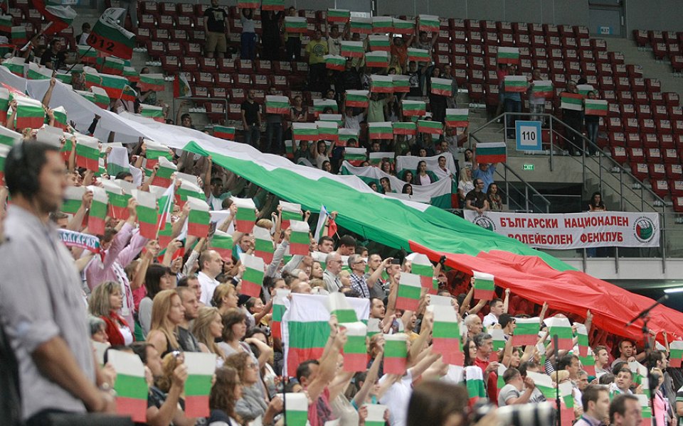 България с четвърта поредна загуба