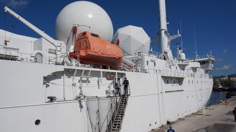 Разузнавателни натовски кораби сменят бойните в Черно море