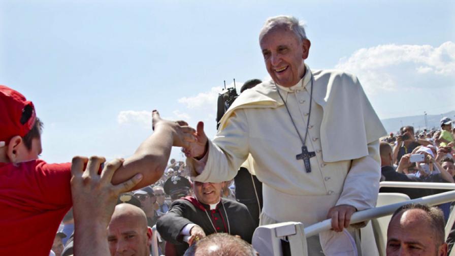 Папа Франциск обяви мафиотите за отлъчени от църквата