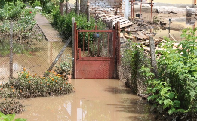 Десетки остават без работа след потопа в Добрич