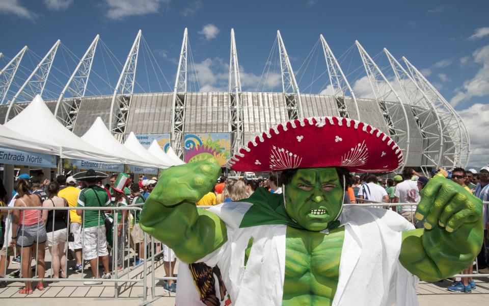 Мексико отпадна, но феновете му спечелиха битката по трибуните с Холандия./Снимка: Gulliver/Getty Images