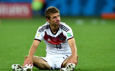 ВИДЕО: Какви ги върши Томас Мюлер?!