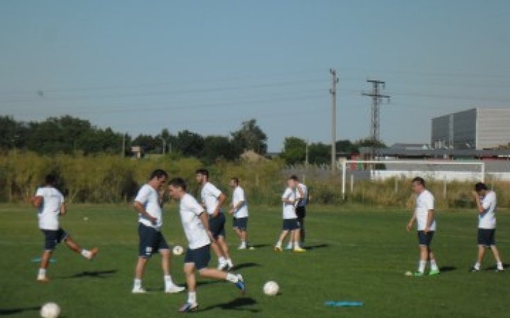 Верея започна с 24 футболисти подготовката си за Б група