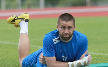 Пламен Крумов се размина с Жетису
