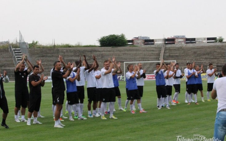 Локо Пд се завърна пред своята публика
