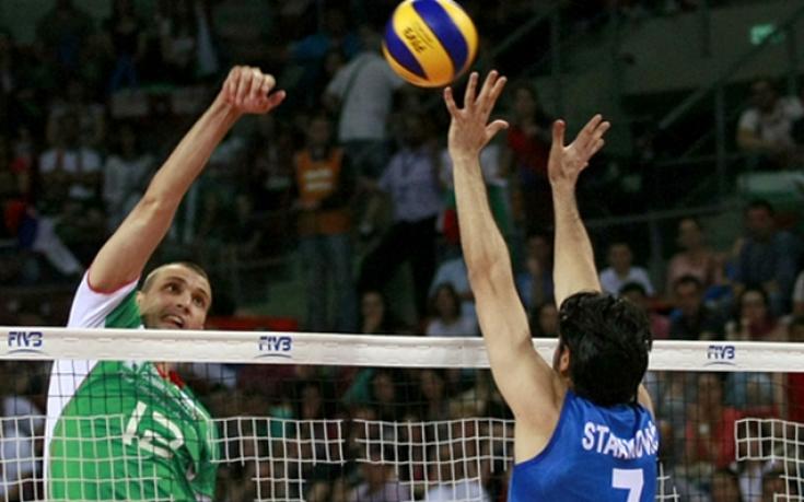 Виктор Йосифов ще играе при Гибона в Русия