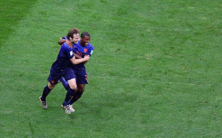 Юнайтед в атака за Блинд