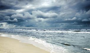 САЩ: Гръмотевична буря на плажа взе жертва