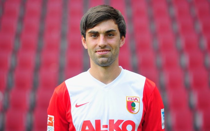 Аугсбург загуби крило заради операция