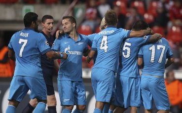 Зенит отстрани Стандард  и ще играе в групите  на Шампионската лига