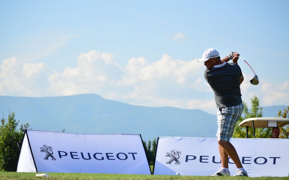 Над 90 голфъра ще се борят за международния финал на Peugeot Golf Tour