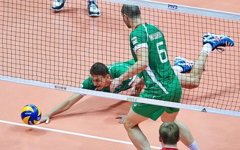 България в битка с Бразилия и какво още има във волейбола