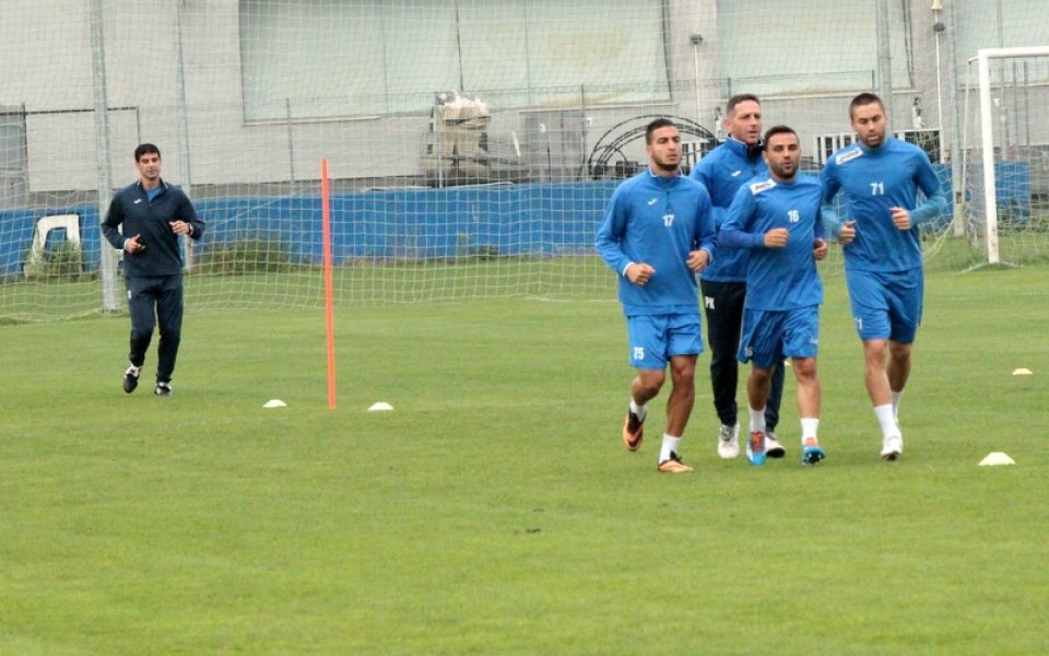 Амари продължава тренировки с Левски