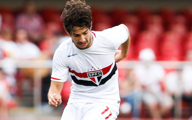 Пато с два гола за Сао Пауло в Бразилия